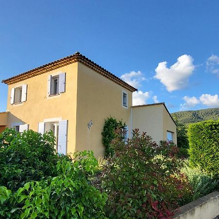 Villa Les Burons Aups Esterno foto